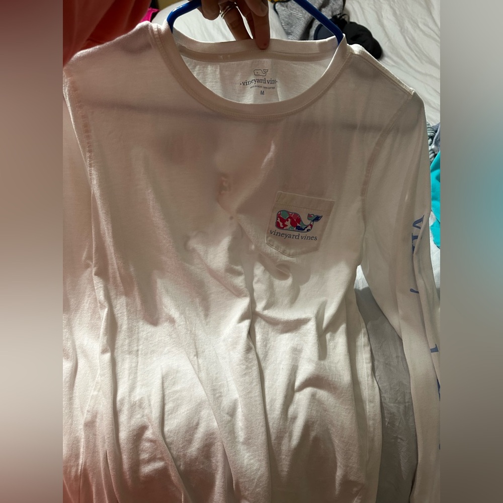 Vineyard Vines long sleeve(2) & short sleeve tshirts(3)